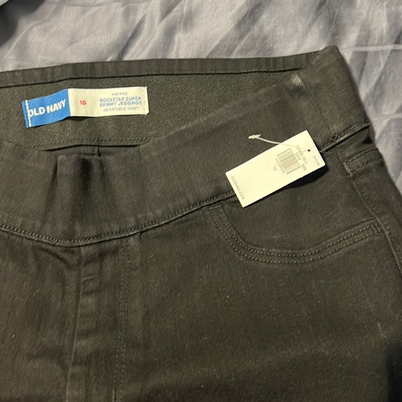 Old Navy Rockstar Super Skinny Jeggings - Picture 3 of 3